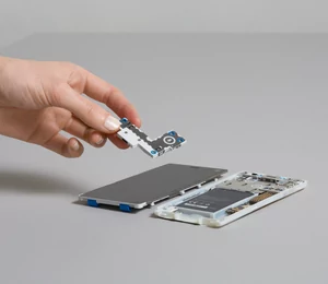 Fairphone propose un câble USB-C 3.2 performant, modulaire, multi-usage et prévu pour durer
